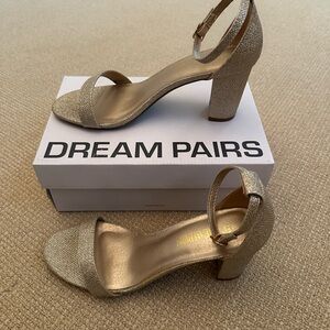 Dream Paris Gold Shoes